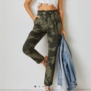 Sanctuary The Traveler Paperbag Pants in Camo
